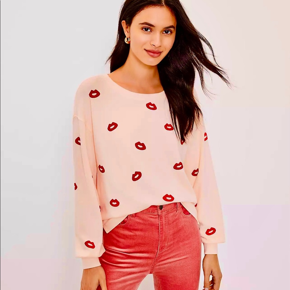 Kissing Lips Sweatshirt, NWT
